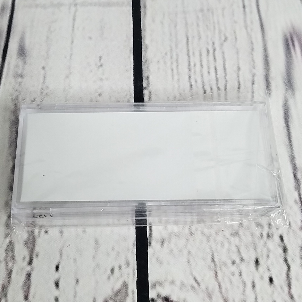 D22 | LASHES - Picture 3 of 4
